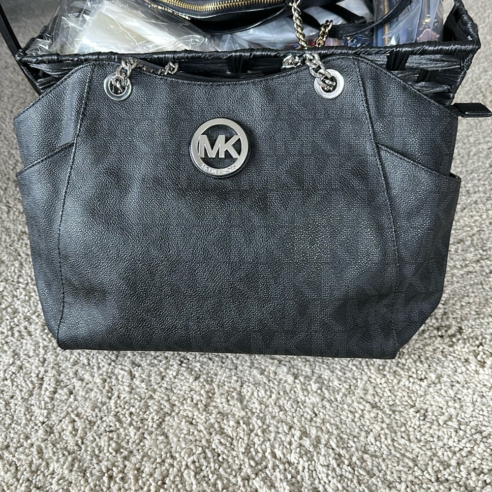 Michael Kors Black and Silver Tote EUC